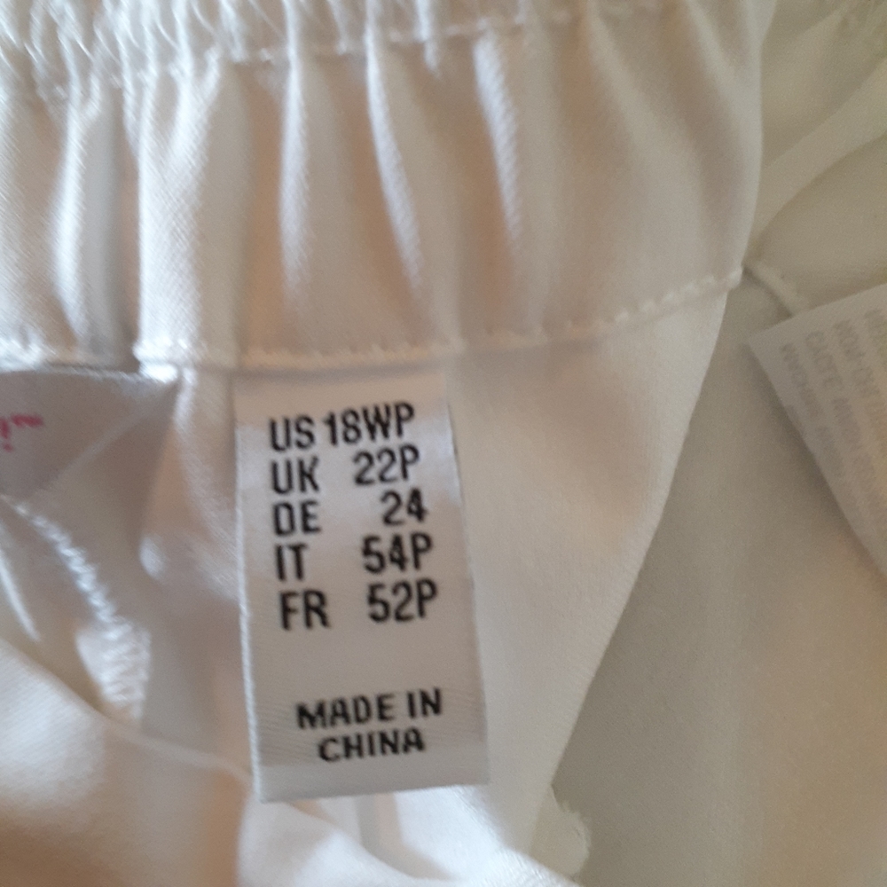 Pull up pants. NWOT. 18W. Never worn. Has stains. - Picture 6 of 8